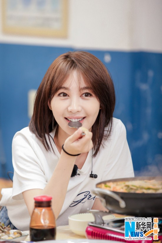 金希澈带李菲儿回故乡 锦鲤夫妇将爱情进行到