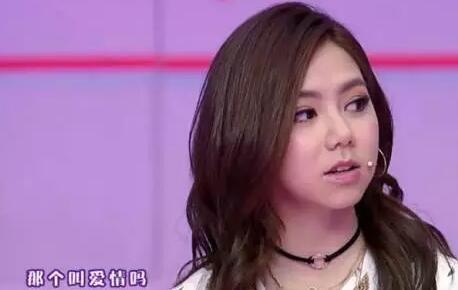 邓紫棋自曝歌里全是前男友 《泡沫》版《爱情