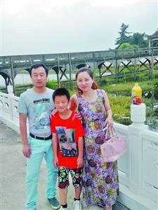 女子夜班遭遇车祸陷入昏迷 丈夫播放MP3唤妻