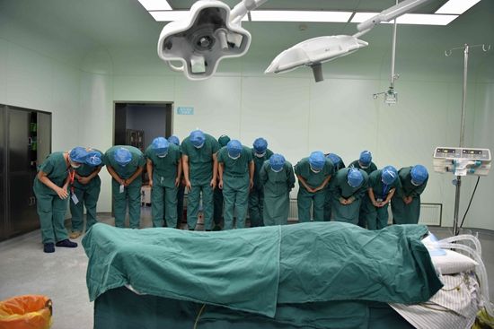 牙科医生收入_罗湖医改：居民越少生病,医生收入就越高(2)