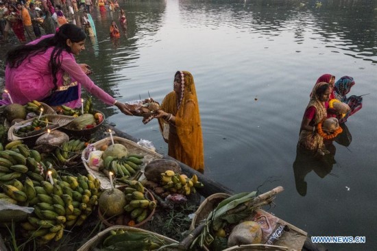 INDIA-KOLKATA-CHHATH FESTIVAL
