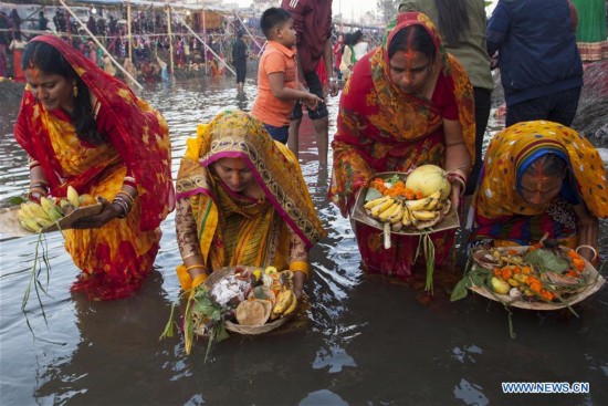 NEPAL-KATHMANDU-CHHATH FESTIVAL