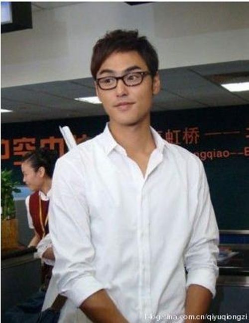 霍建华赵又廷井柏然李治廷钟汉良杨洋 男神白