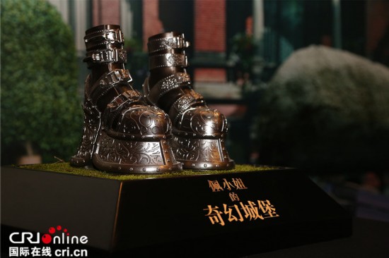 《佩小姐的奇幻城堡》发布会蒂姆波顿解读怪奇