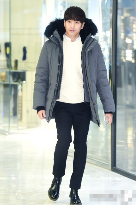 少女时代Yuri时尚搭配保暖又吸睛 神话Eric帅气