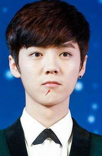 鹿晗脸上有这么明显的疤痕!好多人都不知道--人民网-重庆频道-重庆权威新闻门户