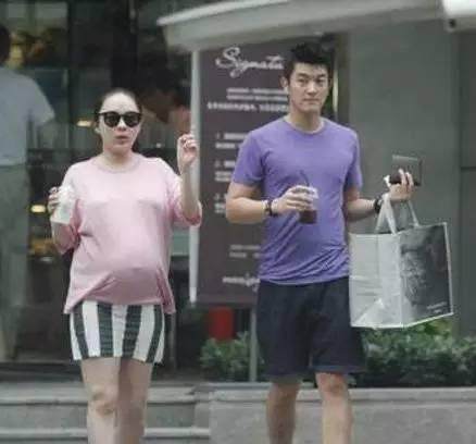 女星素颜孕照谁最美?Baby似少女纤瘦 霍思燕