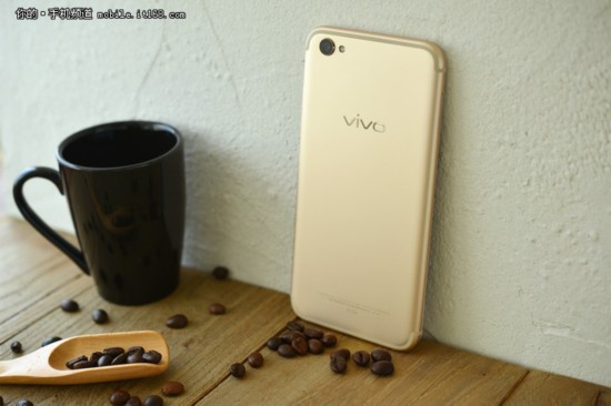 vivo X9评测:前置双摄让自拍不仅是美颜