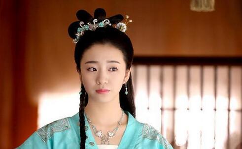 未央小花颜值引舔屏 毛晓彤饰演心机三小姐与