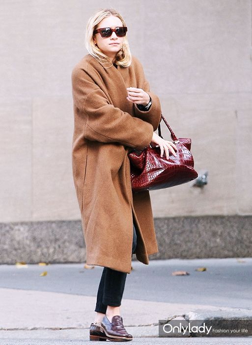 olsensanonymousashleyolsennyccamelcoatcrocbagloafers2013