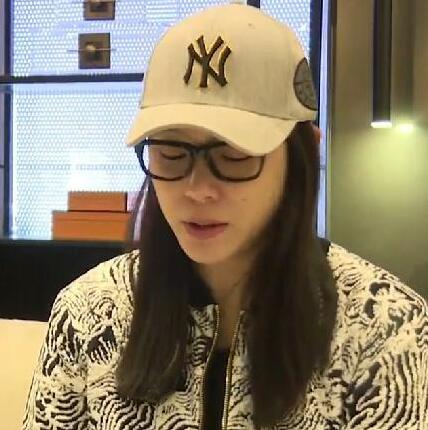 赵雅淇洒泪道歉:和林丹没有经济关系 赵雅淇整