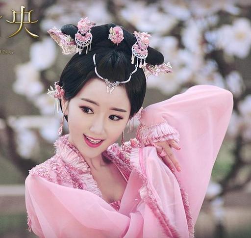 从甄嬛传到锦绣未央 毛晓彤的蜕变之路