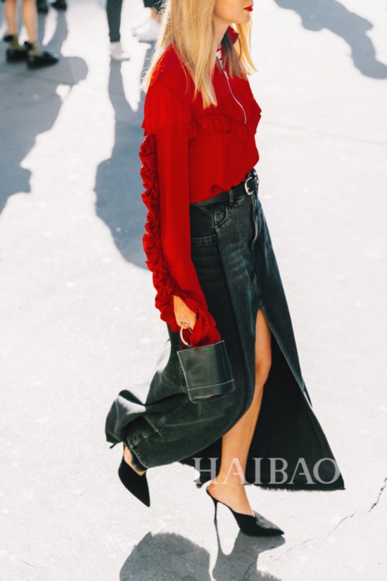 �V�ѳ���b�������c���H�o�ˬ�²������ǳW