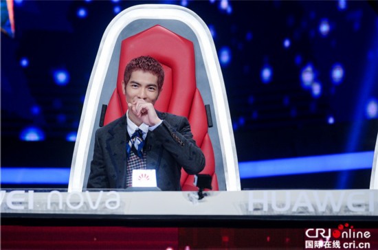 的声音》田馥甄接受魔王讨教 演绎《凡人歌》