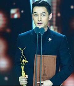 酷狗繁星京城四姐应邀主持亚洲彩虹奖 与胡歌赵丽颖同台