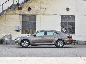 ˹´  2016 280TSI DSGǰа