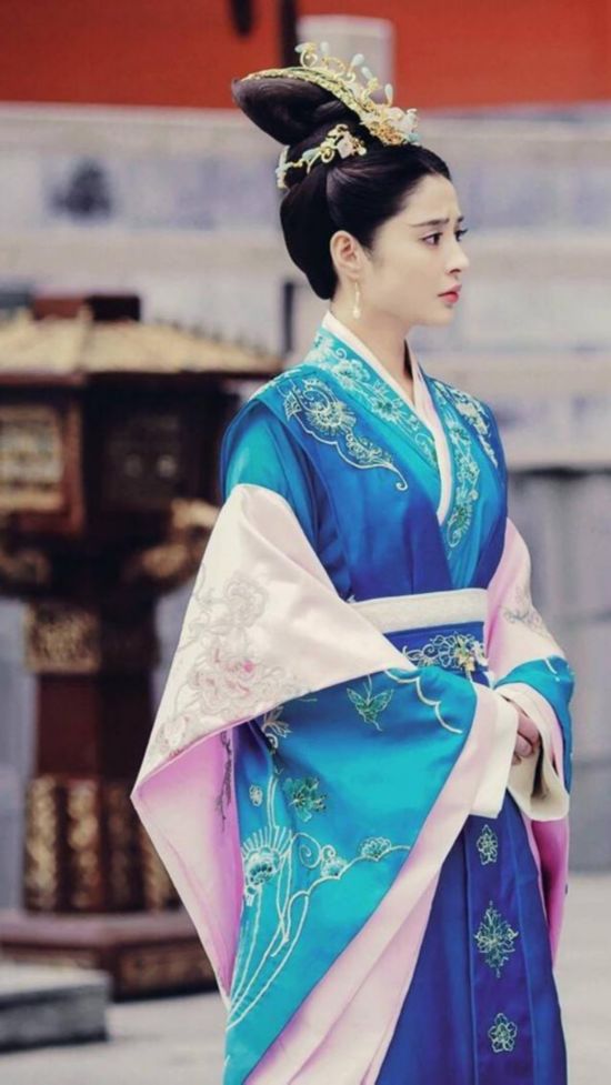 《锦绣未央》大结局 李长乐毁容被凌迟处死 李未央笑到最后放下仇恨
