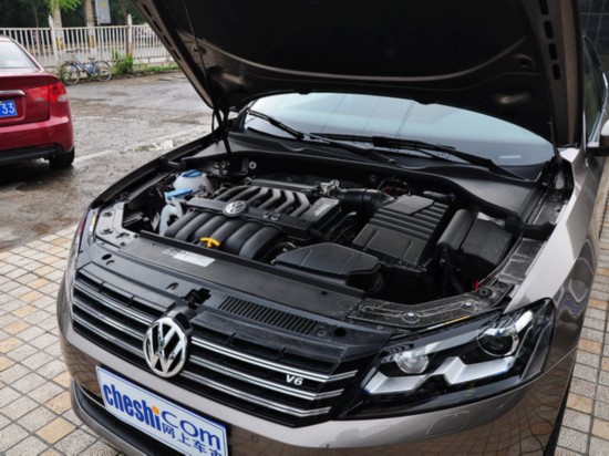 �Ϻ�����  3.0L V6 DSG ������������д