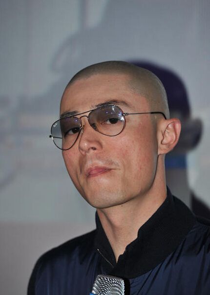 霍建华撞脸光头强 林心如与闺蜜合影容光焕发