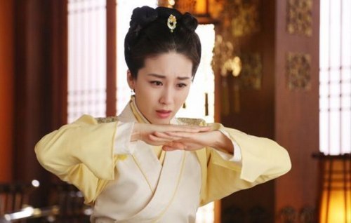 《锦绣未央》里白芷君桃春茗等丫鬟个个秒杀李