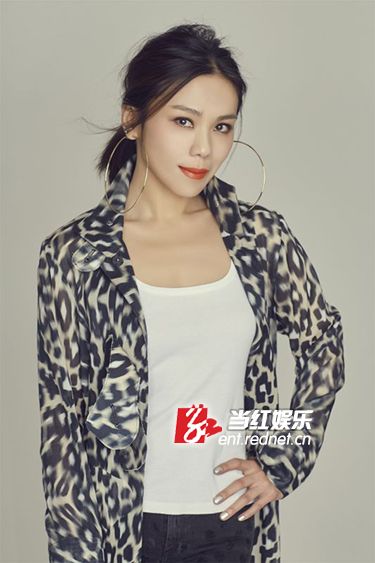 时隔四年重回芒果跨年会 蔡健雅今年玩串烧