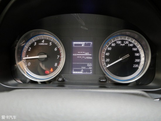 ����X5