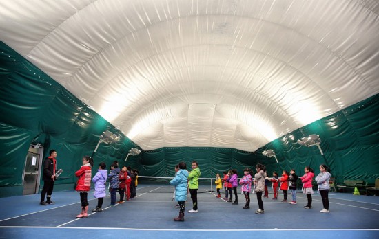 Dome stadium stops smog in its tracks for school children