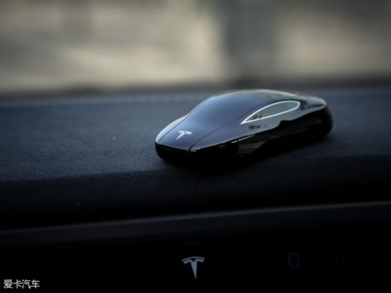TESLA2016MODEL S