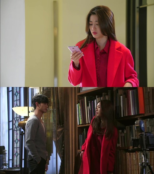 全智贤在《来自星星的你》身穿一袭红色大衣，完美凸显了千颂伊大明星的气质。