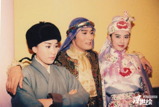 港片女神张敏首开微博竟然只关注了三个人 近