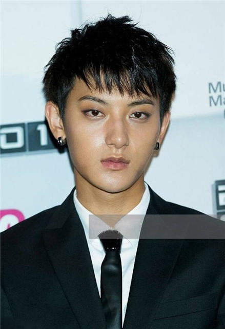 柯震东长残了!男明星未PS照曝光颜值不再