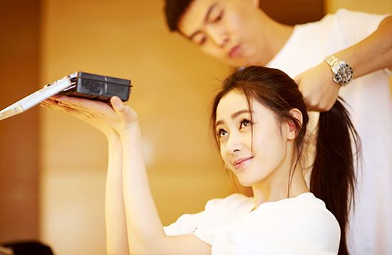 张天爱:52小时不眠不休的"戏疯子"