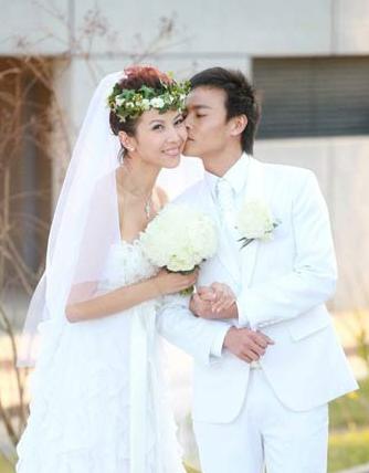 点娱乐圈姐弟恋现状:文章马伊璃坎坷 胡可沙溢