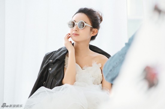 赵丽颖男人装性感身材有料?赵丽颖美照大盘点