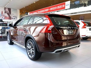 ֶ() ֶV60 2017 Cross Country 2.0T T5 AWD
