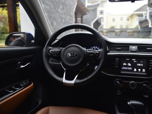 ô K2 2017   1.6L AT Premium