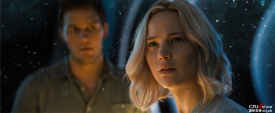 邓紫棋创作《太空旅客》主题曲《光年之外》诠