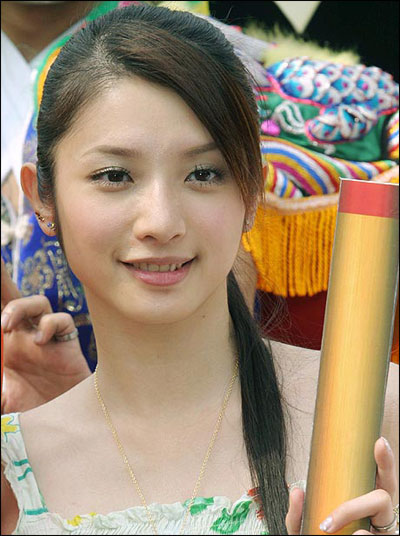 美女歌手本兮突然去世粉丝无法接受 徐婷乔任梁姚贝娜最美时走了