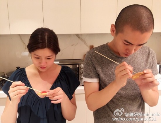 陈妍希产后首晒自拍 杨幂孙俪姚晨李小璐 娱乐