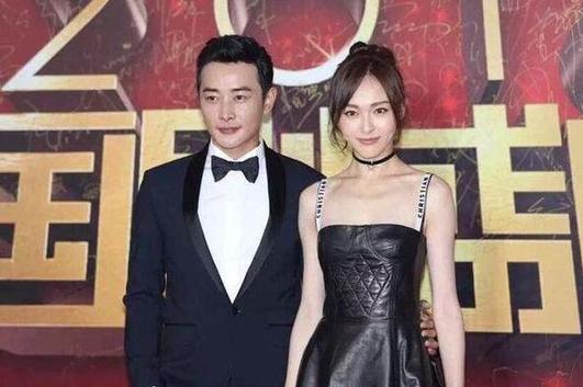 一个动作看出罗晋多爱唐嫣 细节看明星情侣是