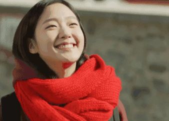 《鬼怪》热播 被爱笑的小眼睛金高银圈粉