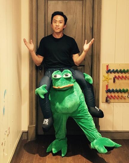 娘娘孙俪拍卖自己老公爱裤 邓超:为什么这样