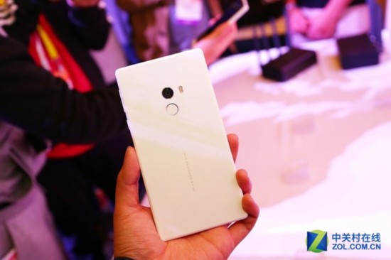 CES2017�ֻ��̵�:�콢���� �������� 