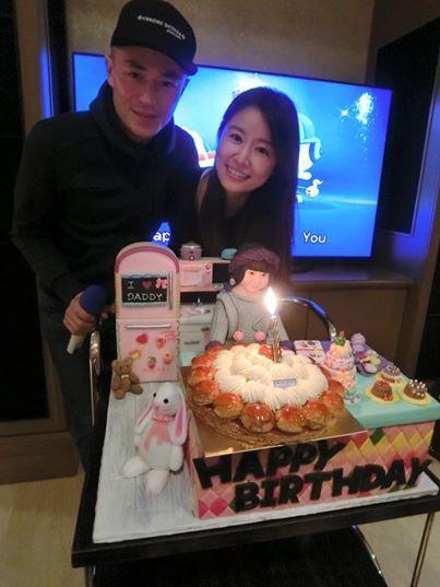 林心如自曝女儿有俩酒窝 打算拼第二胎