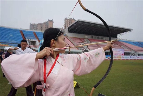 2017晋江v棒球邀请赛在晋江体育场举行弓友聚aj棒球服尺码对照表图片