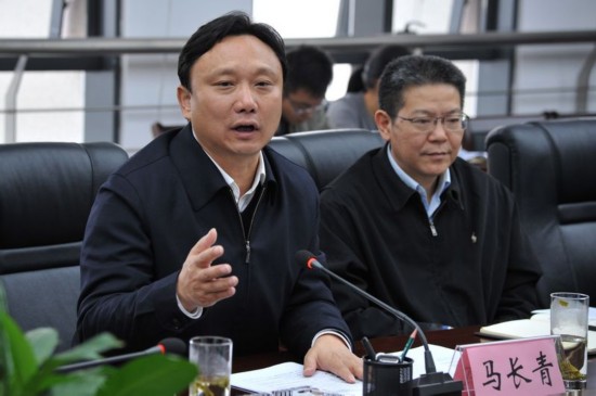 马长青:勇担责任勇立潮头勇当先锋争做内陆开放型经济排头兵--贵州频道--人民网