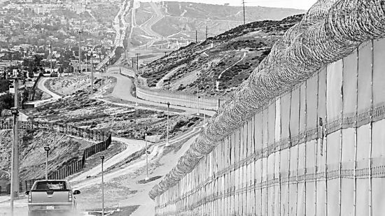 隔壁总统铁心建墙防移民 墨西哥频频躺枪