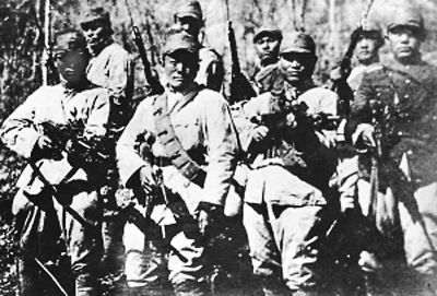 东北抗联第一路军某部近日,由教育部基础教育二司《关于在中小学地方