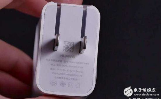 華為榮耀Magic入手評測：外觀精美，性能跑分給力