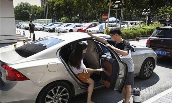 北京市首次明确:严查不合规的网约车